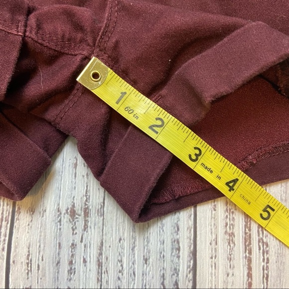 Tinseltown Burgundy Shorts. Size 5. EUC - Picture 4 of 8